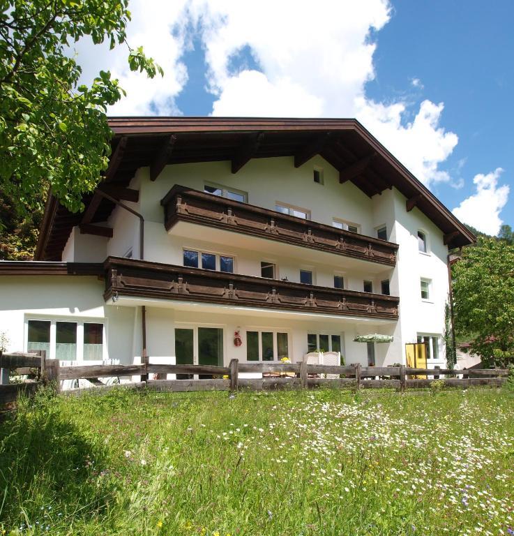 Ferienwohnung Mondial Neustift im Stubaital Eksteriør billede